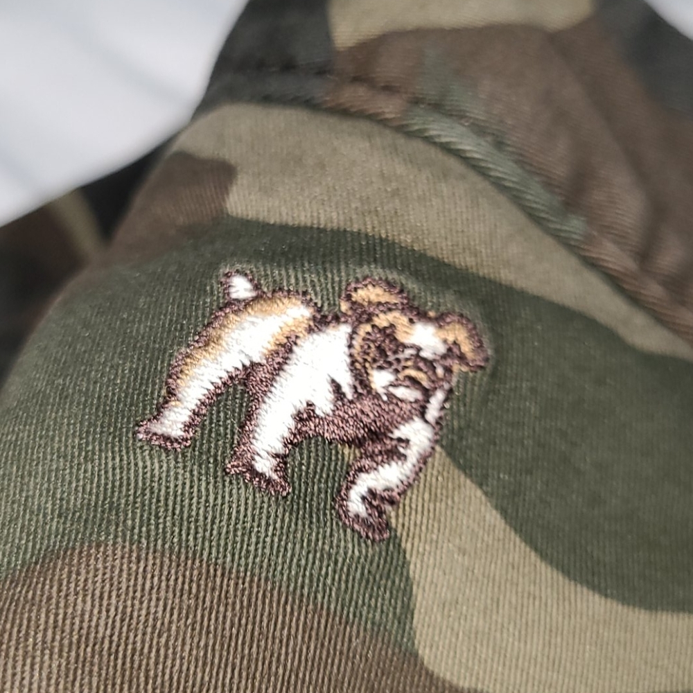 Club Room 32x30 bulldog camo pants - Picture 2 of 16